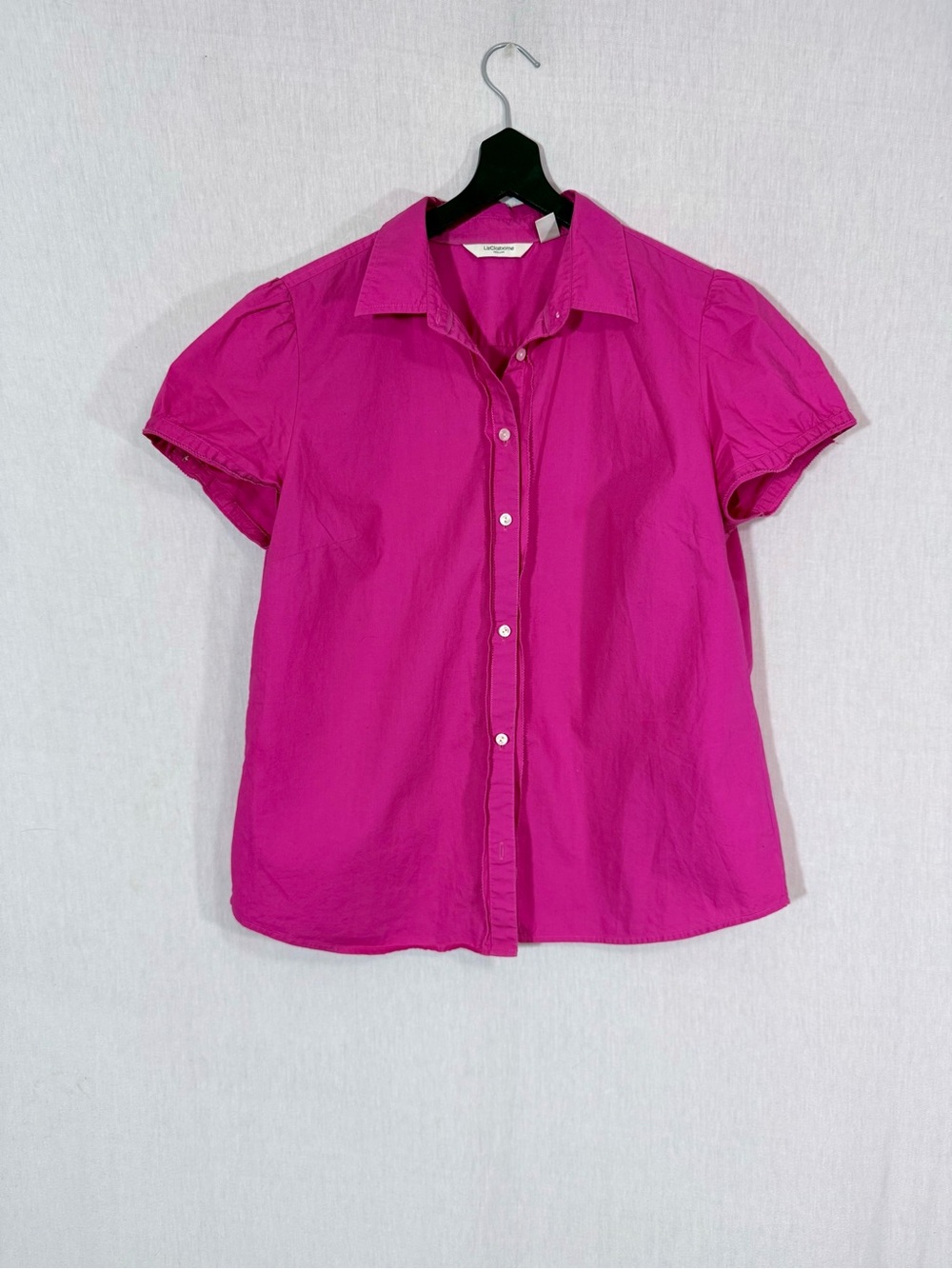 Liz Claiborne Open Collar Short Sleeve Shirt with stretch - Fuchsia